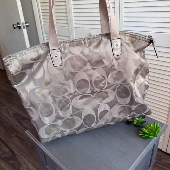 Y2K Coach signature nylon getaway tote project bag taupe - Picture 4 of 10